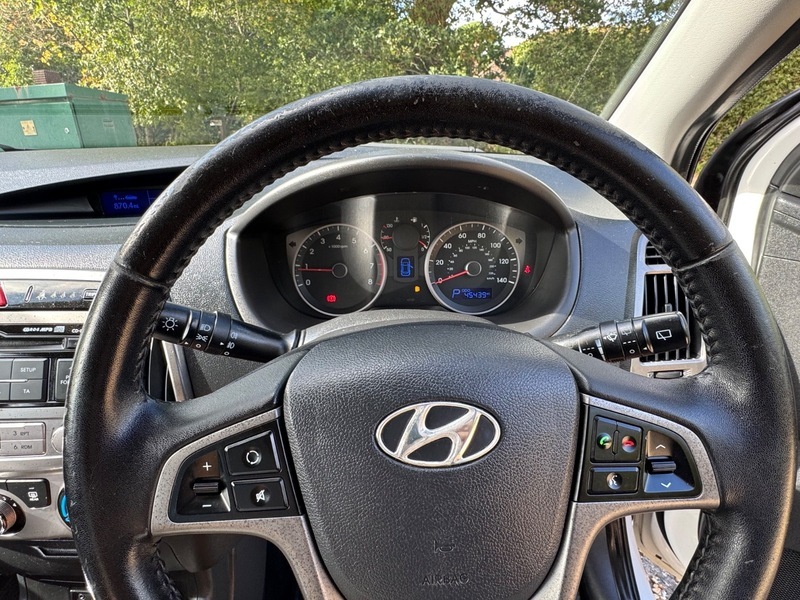 Hyundai I20 Active Ulez Compliant White #3