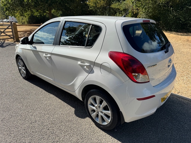 Hyundai I20 Active Ulez Compliant White #6