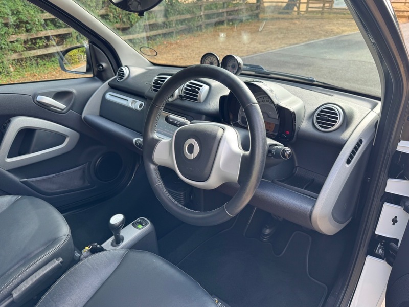 Smart Fortwo Passion Mhd Ulez PR04ZAK White #3
