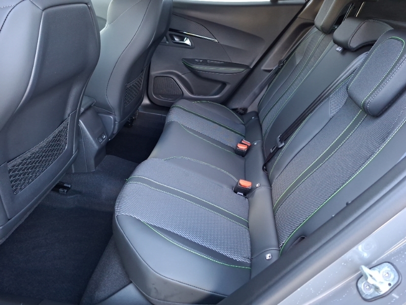 Peugeot 2008 1.2 Puretech 130 Gt Eat8 Grey #6
