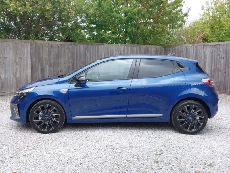 Renault Clio 1.6 E-tech Full Hybrid 145 Esprit Alpine Blue #4