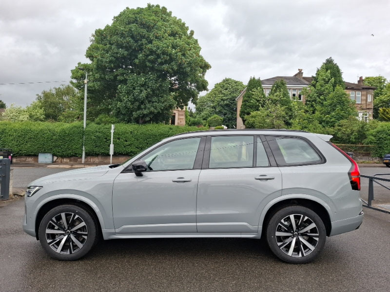 Volvo XC90 2.0 B5p Plus Dark Awd Geartronic Grey #4