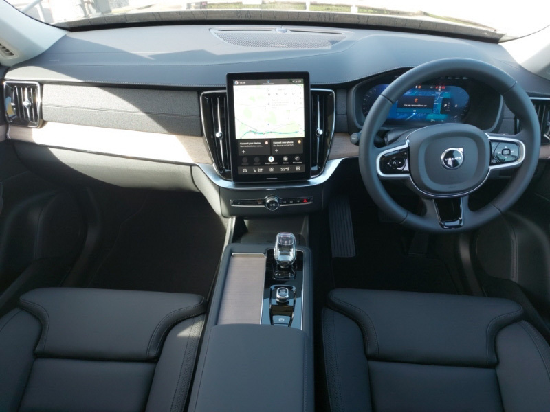 Volvo XC90 2.0 B5p Plus Dark Awd Geartronic Black #3