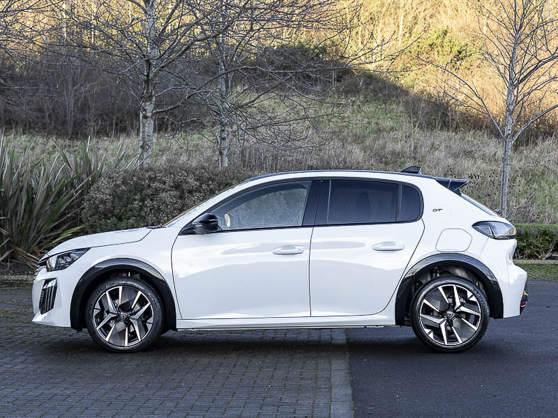 Peugeot 208 1.2 Puretech 100 Gt White #4