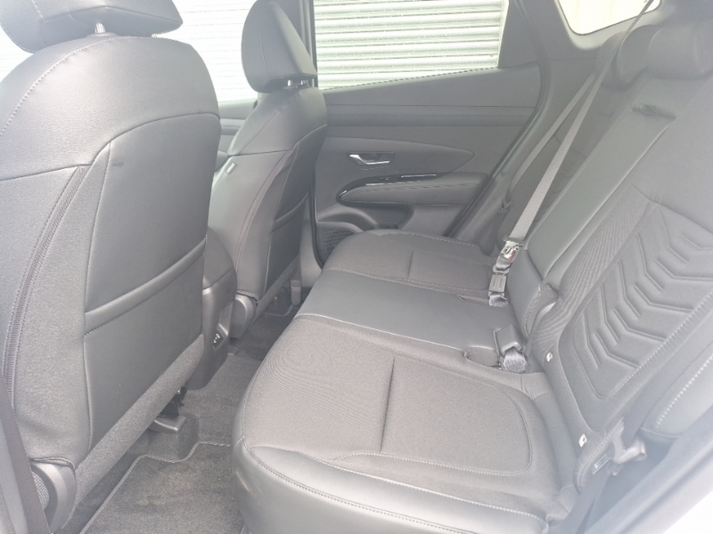 Hyundai Tucson 1.6T 239 Hybrid Black Line White #6