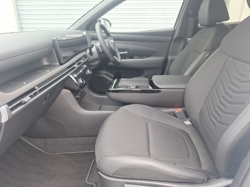 Hyundai Tucson 1.6T 239 Hybrid Black Line White #5