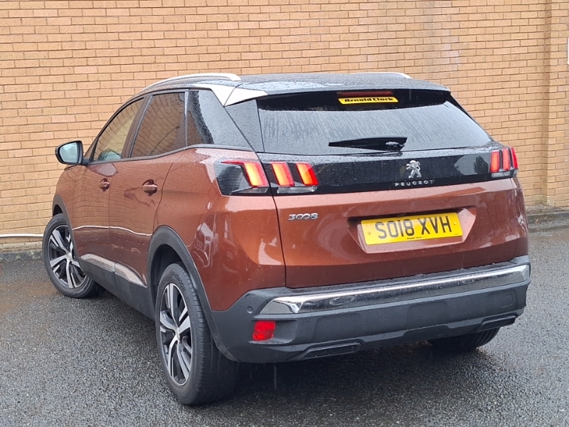 Peugeot 3008 1.5 Bluehdi Allure Brown #2