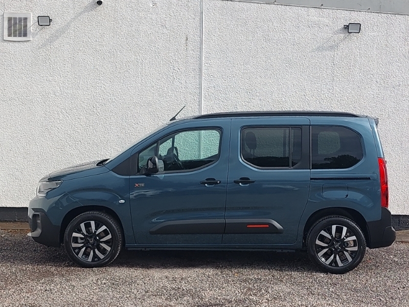 Citroen Berlingo 1.5 D 130 Max M Blue #4