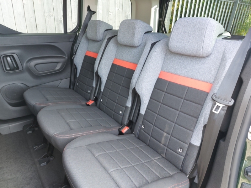 Citroen Berlingo 1.5 D 130 Max M Green #6