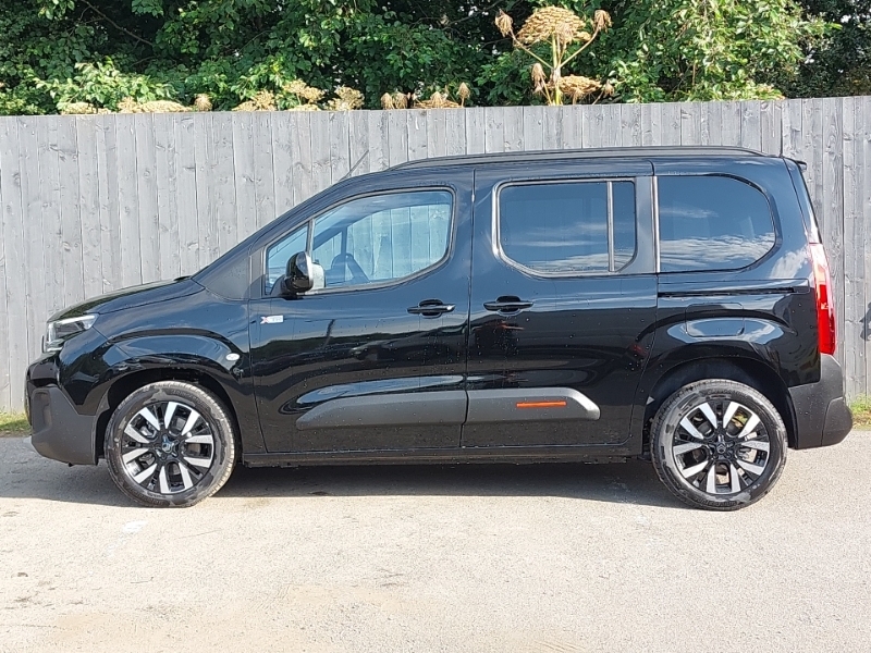 Citroen Berlingo 1.5 D 130 Max M Black #4
