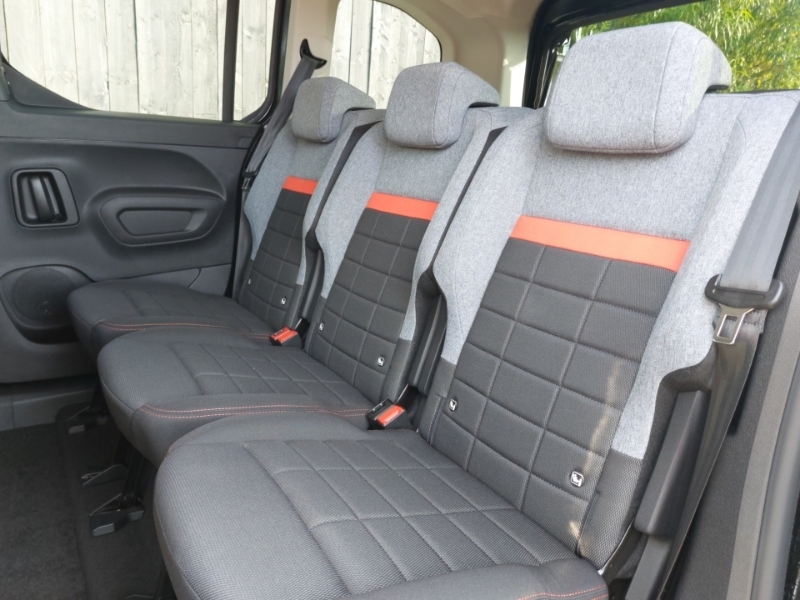 Citroen Berlingo 1.5 D 130 Max M Black #6