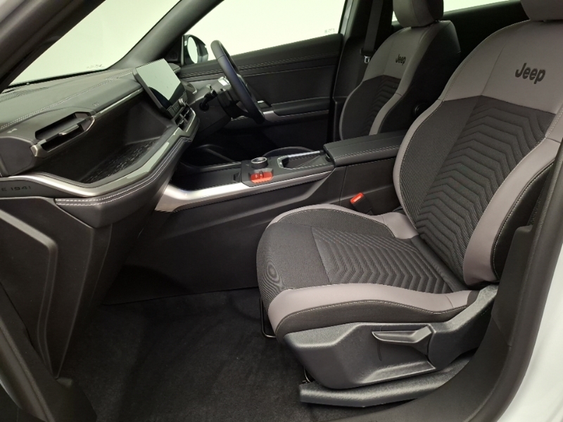 Jeep Compass 1.2 E-hybrid Altitude Dct White #5