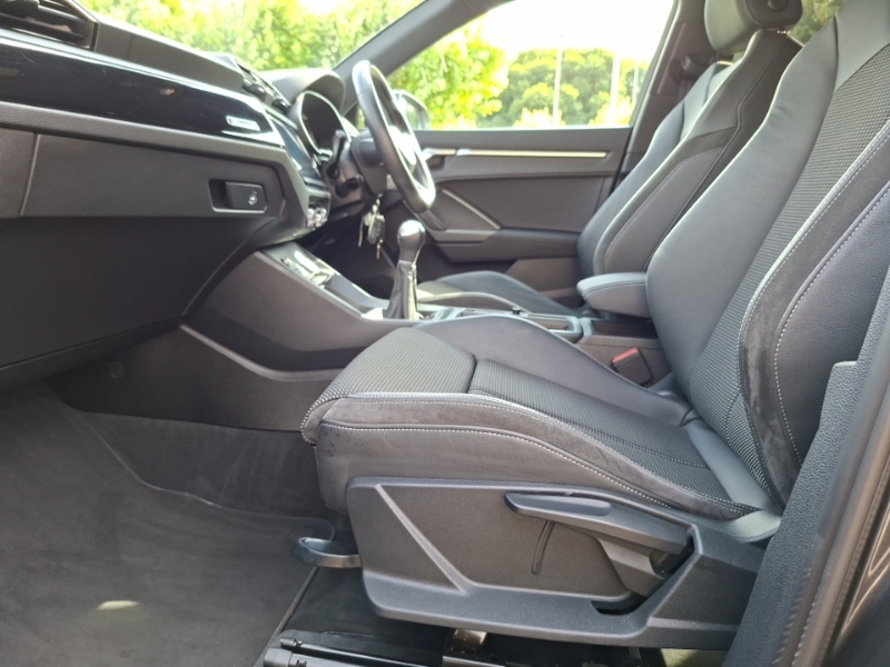 Audi Q3 35 Tfsi Black Edition Grey #5