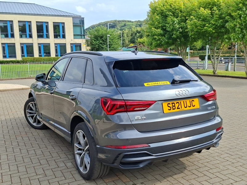 Audi Q3 35 Tfsi Black Edition Grey #2