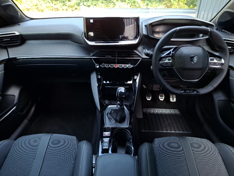 Peugeot 208 1.2 Puretech 100 Gt White #3