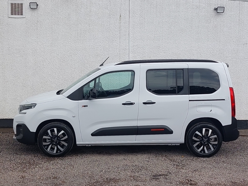 Citroen Berlingo 1.5 D 130 Max M White #4