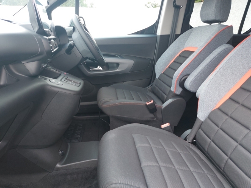 Citroen Berlingo 1.5 D 130 Max M White #5