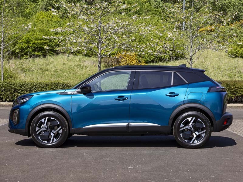 Peugeot e-2008 115Kw Gt 54Kwh Blue #4