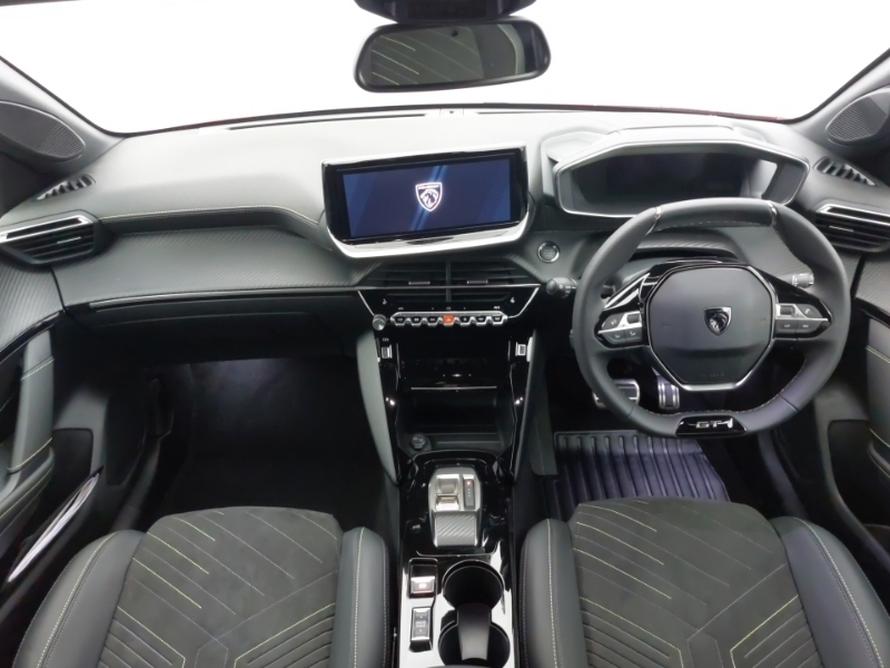 Peugeot 208 1.2 Hybrid 110 Gt Premium E-dsc6 SH26AZT Red #3