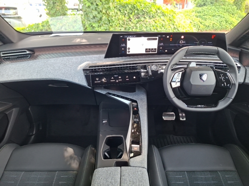 Peugeot 3008 1.2 Hybrid 145 Gt E-dsc6 SB26NRL Black #3