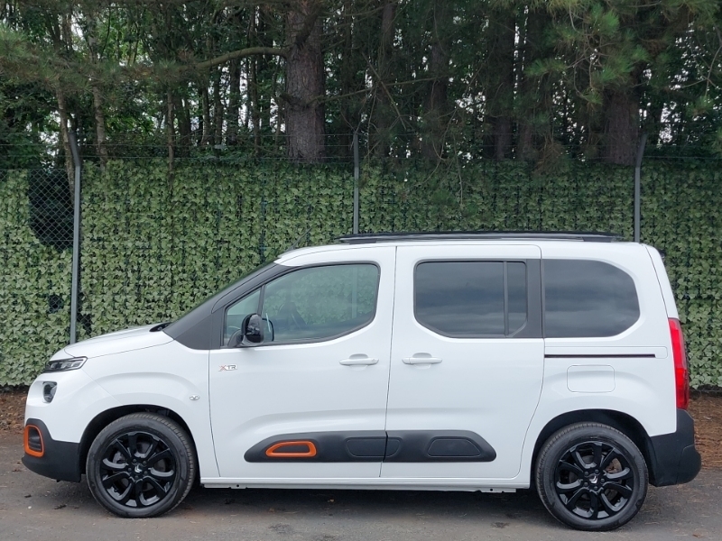 Citroen e-Berlingo 100Kw Flair Xtr M 50Kwh 11Kwch ND23BJE White #4