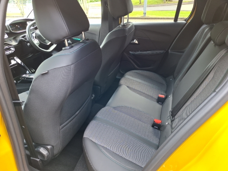 Peugeot 208 1.2 Puretech 130 Allure Premium Eat8 CV23PVY Yellow #6