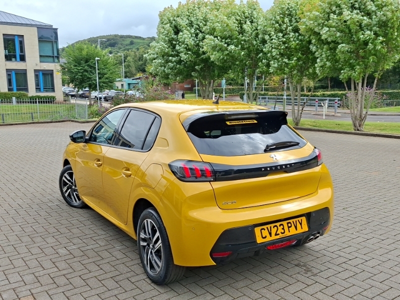 Peugeot 208 1.2 Puretech 130 Allure Premium Eat8 CV23PVY Yellow #2