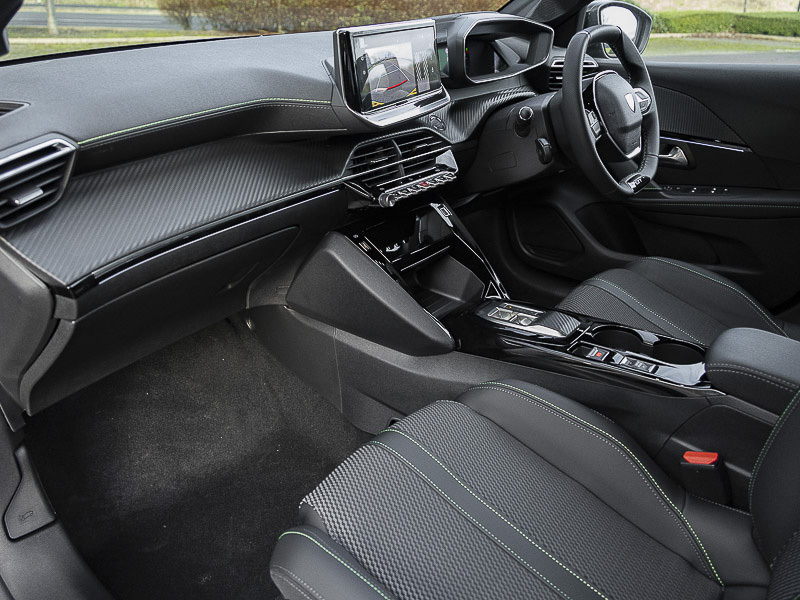 Peugeot e-208 100Kw Gt 50Kwh Black #5