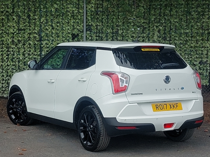 SsangYong Tivoli 1.6 D Elx White #2