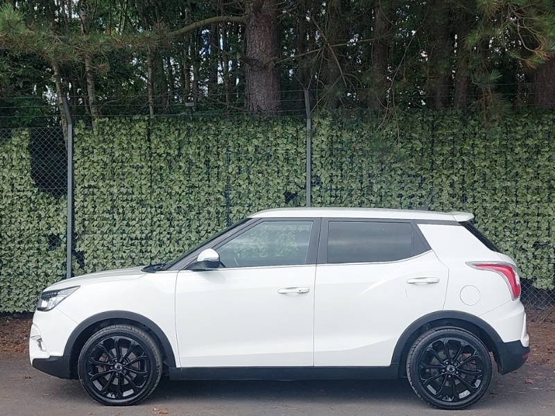 SsangYong Tivoli 1.6 D Elx White #4