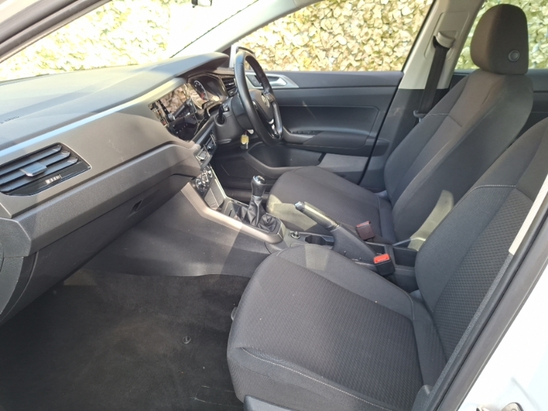 Volkswagen Polo 1.0 75 Se GD18YJE White #5