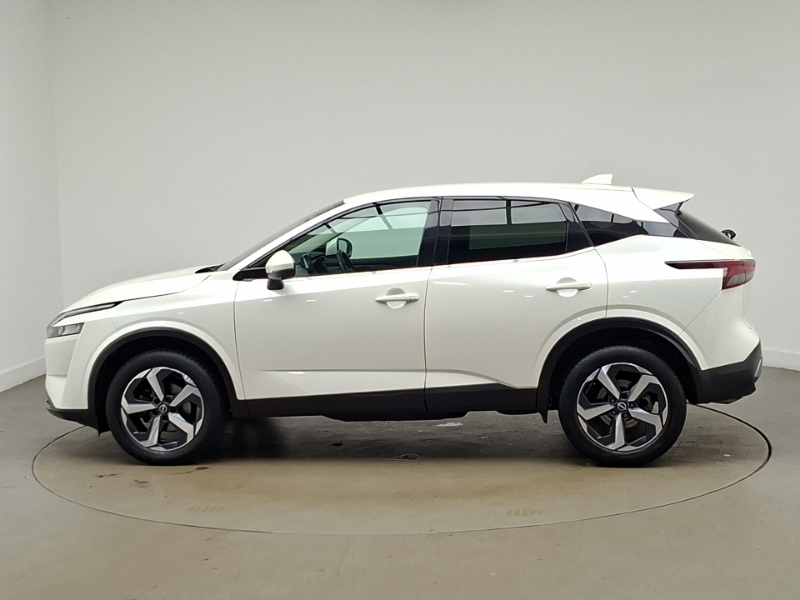Nissan Qashqai 1.3 Dig-t Mh N-connecta MM23GXA White #4