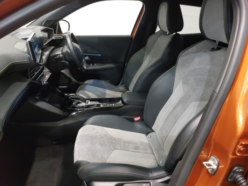 Peugeot e-2008 100Kw Gt Premium 50Kwh Orange #5