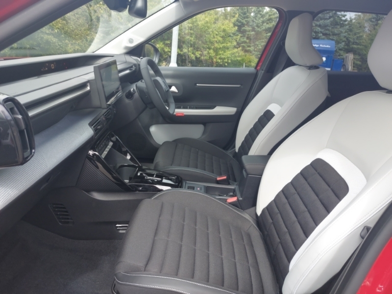Citroen C3 Aircross 1.2 Hybrid 145 Max E-dcs6 7 Seat SK26FCM Red #5