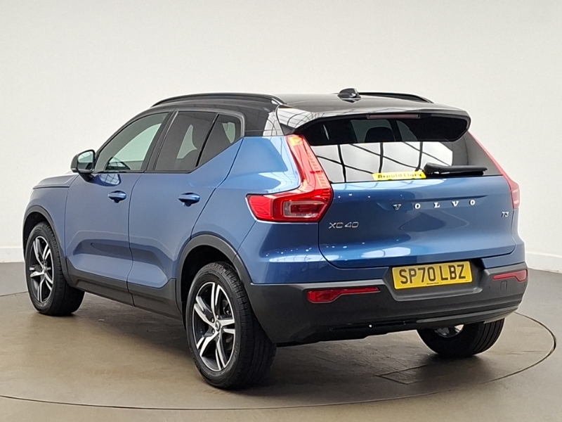 Volvo XC40 1.5 T3 163 R Design Blue #2