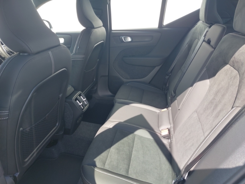 Volvo XC40 2.0 B3p Plus Dark Silver #6