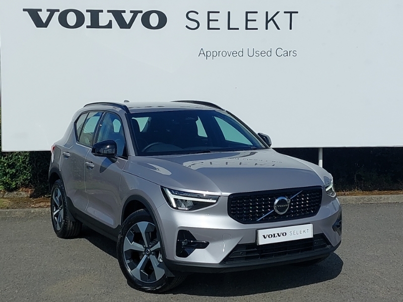 Volvo XC40 2.0 B3p Plus Dark Silver