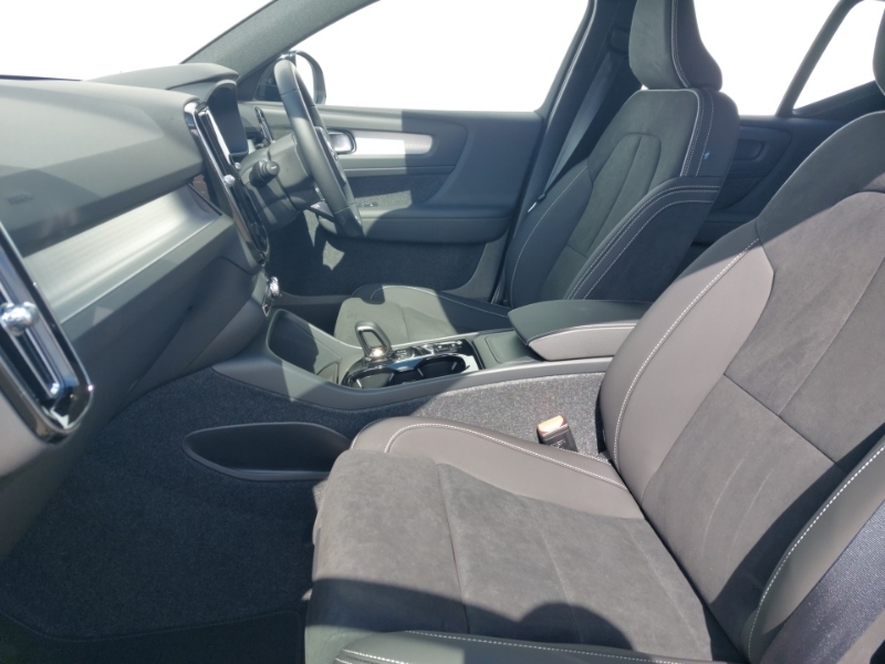Volvo XC40 2.0 B3p Plus Dark Silver #5