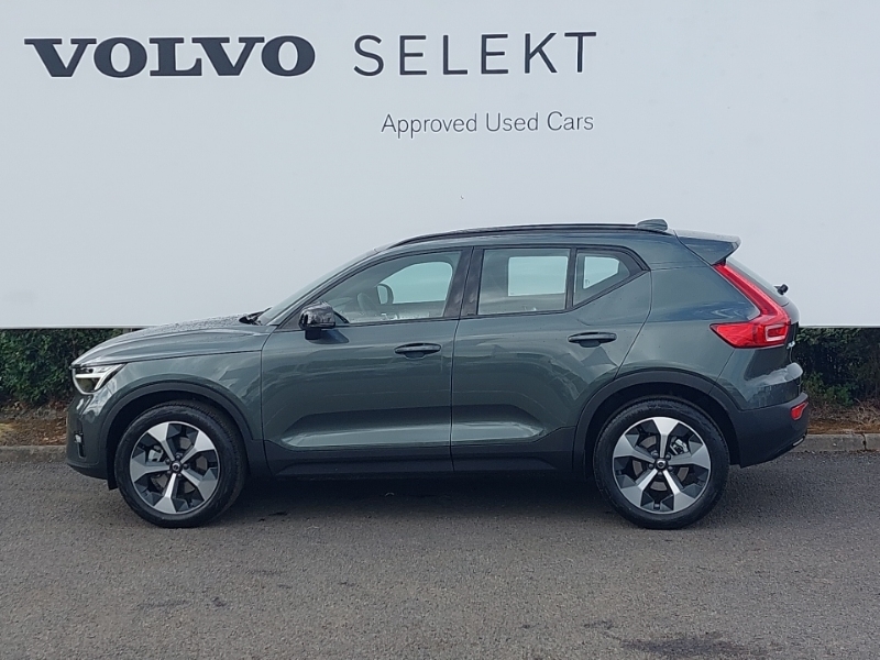 Volvo XC40 2.0 B3p Plus Dark Green #4