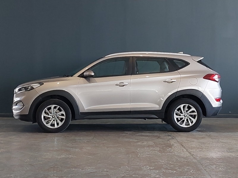 Hyundai Tucson 1.6 Gdi Blue Drive Se 2Wd Beige #4
