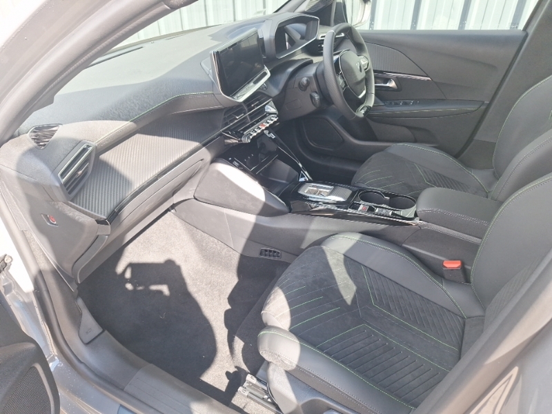 Peugeot 208 1.2 Hybrid 110 Gt Premium E-dsc6 Grey #5