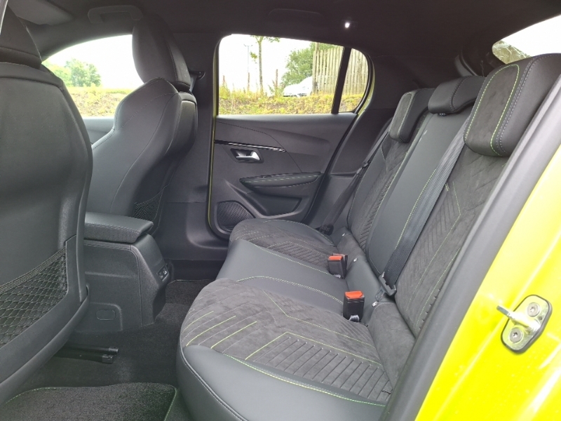 Peugeot 208 1.2 Hybrid 110 Gt Premium E-dsc6 SH26BTE Yellow #6