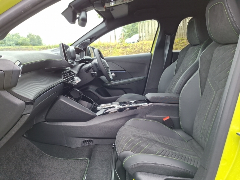 Peugeot 208 1.2 Hybrid 110 Gt Premium E-dsc6 SH26BTE Yellow #5