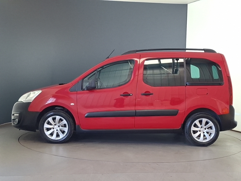Peugeot Partner Tepee 1.6 Bluehdi 100 Outdoor Red #4