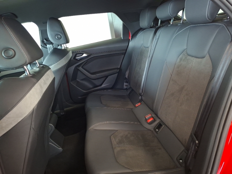 Audi A1 35 Tfsi Vorsprung S Tronic Red #6