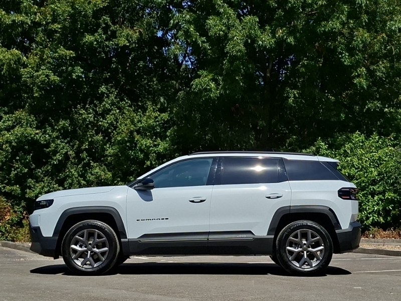 Jeep Compass 1.2 E-hybrid First Edition Dct White #4