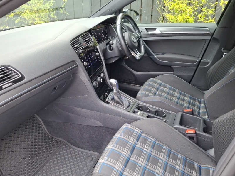Volkswagen Golf 1.4 Tsi Gte Dsg Black #5