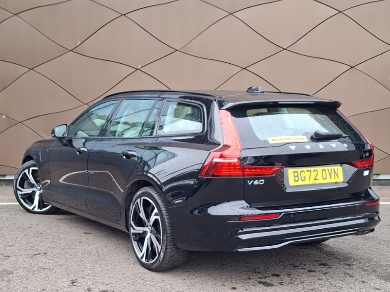 Volvo V60 2.0 T6 350 Recharge Phev Plus Dark Awd BG72OVN Black #2