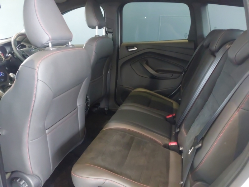 Ford Kuga 1.5 Ecoboost St-line 2Wd White #6