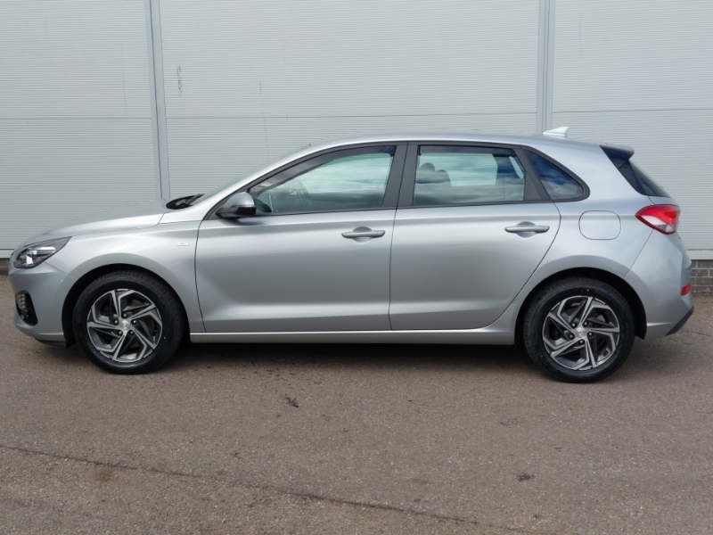 Hyundai I30 1.0T Gdi Se Connect Silver #4